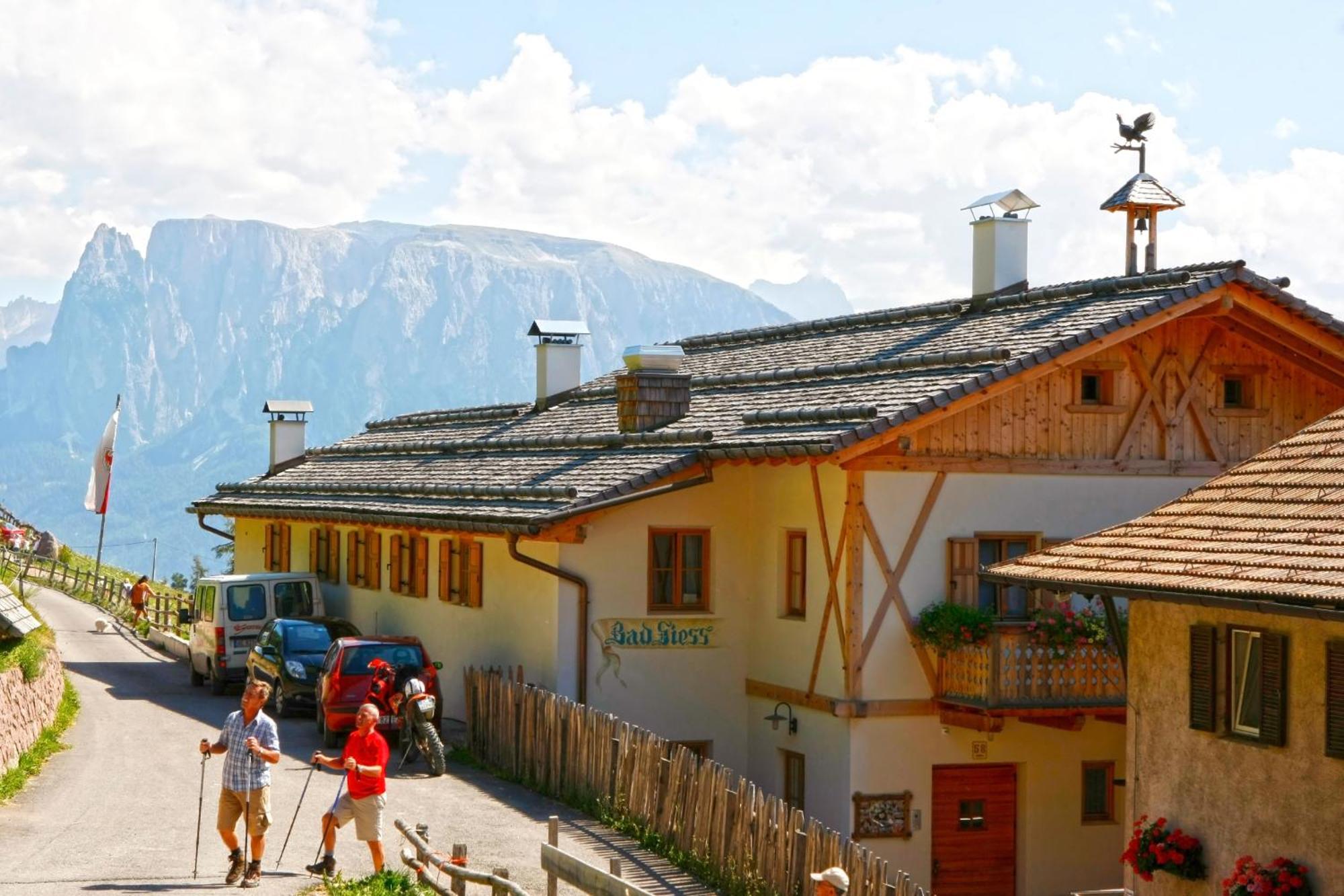 Gasthaus Bad Siess Longostagno Ngoại thất bức ảnh