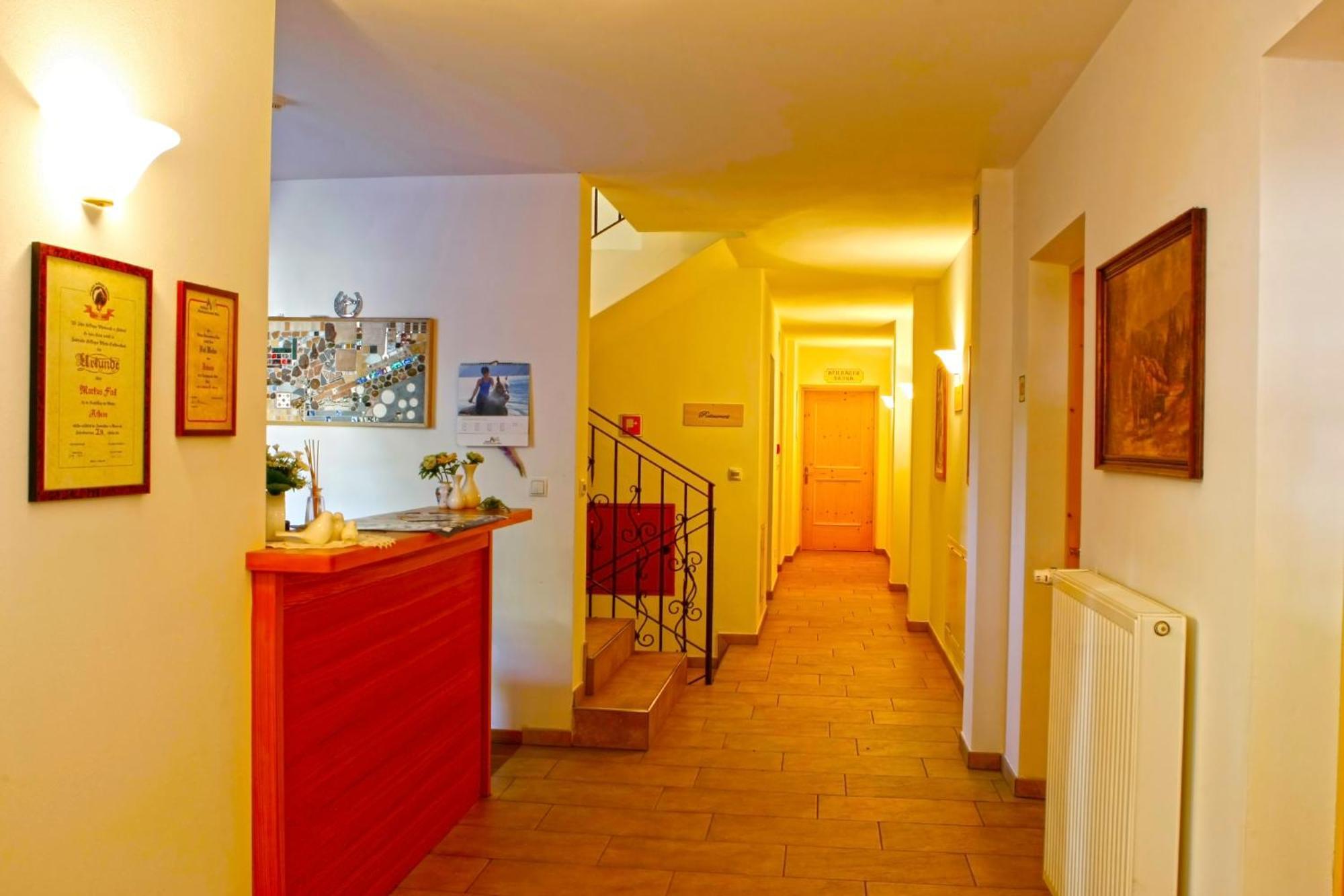 Gasthaus Bad Siess Longostagno Ngoại thất bức ảnh